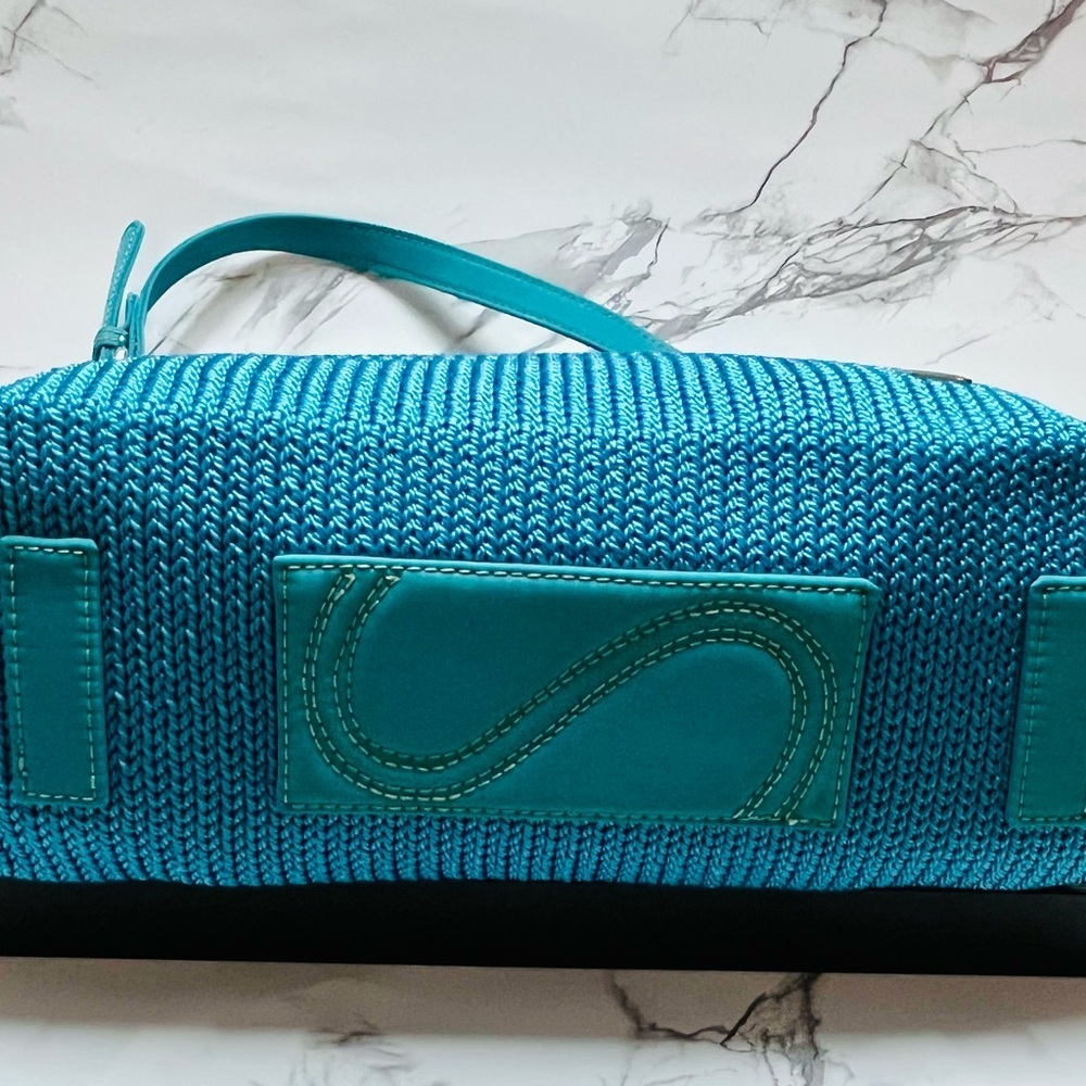 Saks Fifth Ave Teal Knit Hobo Bag Chic and Stylish - Picture 6 of 9